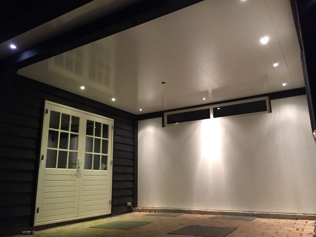 Kozijnen-ramen-en-deuren-voor-u-schuur